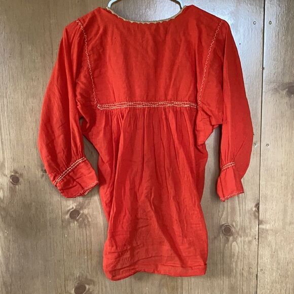 Vintage Tie-Front Embroidered Top - Picture 5 of 5